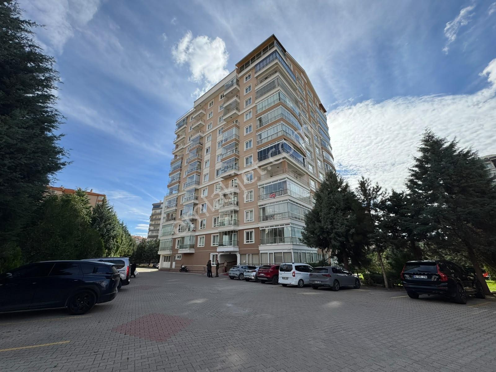 Kardelen Mahalesinde Ada Mutfaklı 6+1 Panoramik Manzaralı Dublex — fotoğraf 35