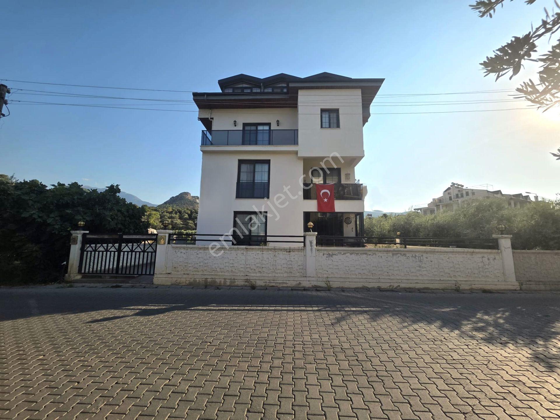 Goldhouse Dan Satılık Patlangıç Ölüdeniz Caddesine Cephe 2+1 Arakat Daire