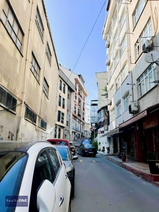 R-one Beyoğlu Piripaşa Sahil Hattı Haliç Manzaralı Satılık Bina — fotoğraf 5