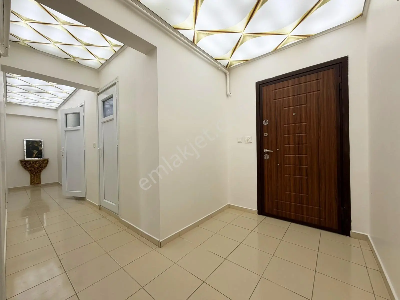 Ed Yapı'dan Efsane Daire Arakat Emsalinde 2+1 Balkonlu Giriş Kat — fotoğraf 10
