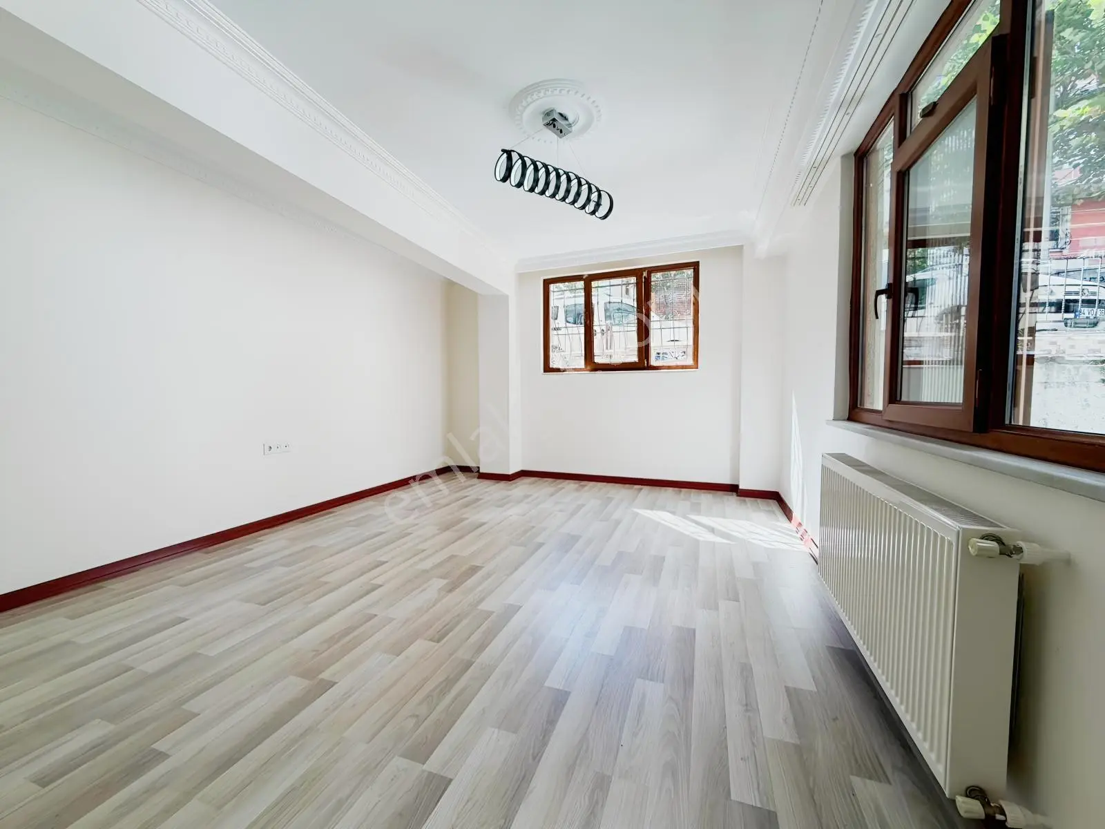 Ed Yapı'dan Efsane Daire Arakat Emsalinde 2+1 Balkonlu Giriş Kat — fotoğraf 12