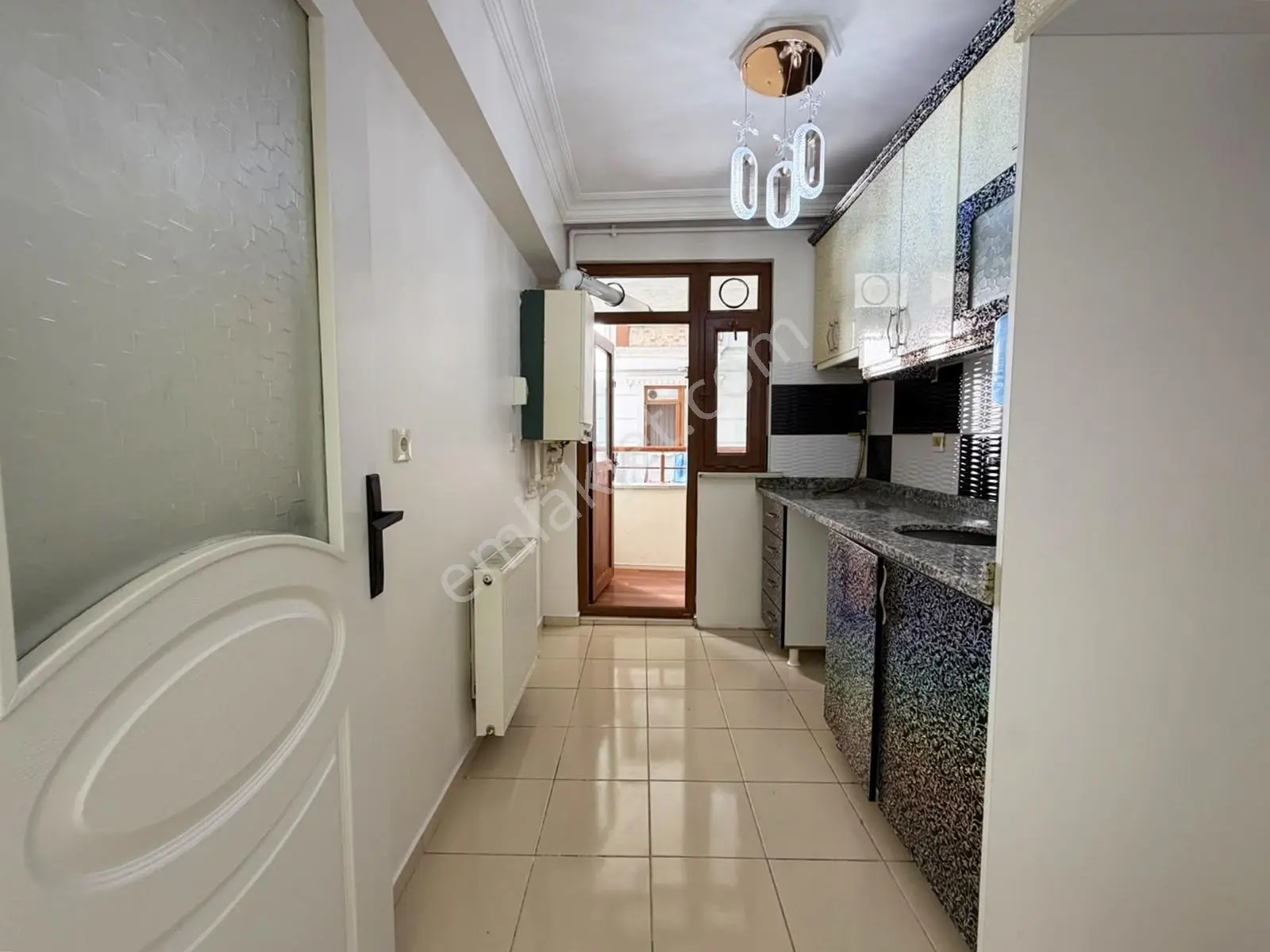 Ed Yapı'dan Efsane Daire Arakat Emsalinde 2+1 Balkonlu Giriş Kat — fotoğraf 25
