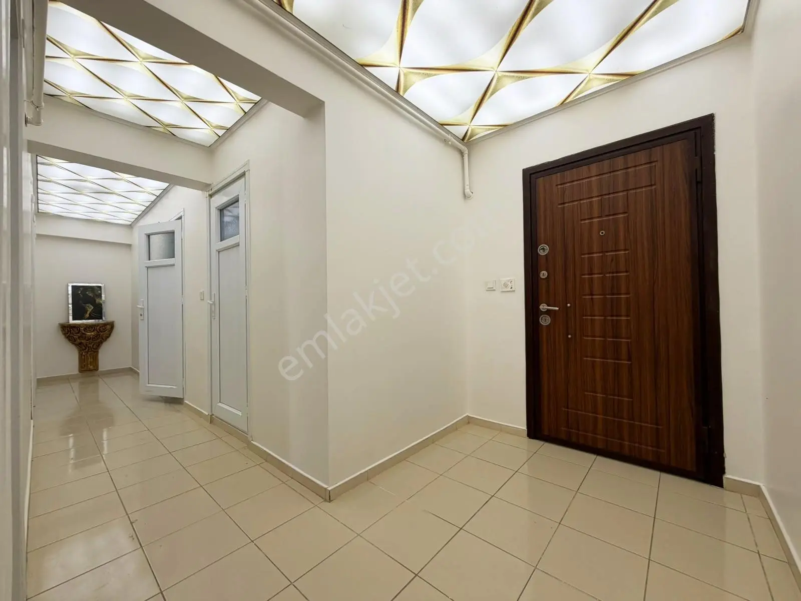 Ed Yapı'dan Efsane Daire Arakat Emsalinde 2+1 Balkonlu Giriş Kat — fotoğraf 53
