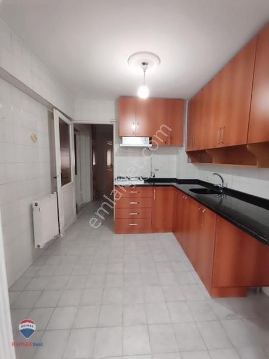 16 Karşıyaka Yalı Mahallesınde Satılık 3 + 1 Daıre — fotoğraf 4