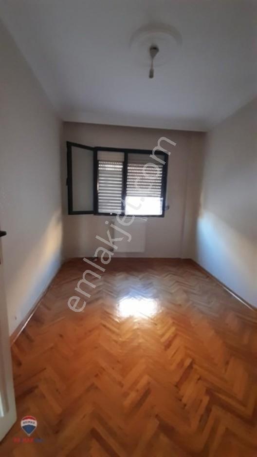 16 Karşıyaka Yalı Mahallesınde Satılık 3 + 1 Daıre — fotoğraf 13