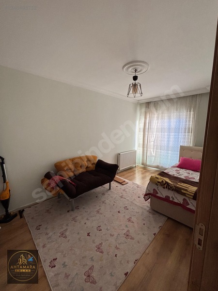 Van Awm Yanı Kiralık Balkonlu Eşyalı Memur Binası Lüx 1+1 Daire — fotoğraf 4