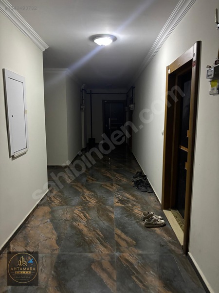 Van Awm Yanı Kiralık Balkonlu Eşyalı Memur Binası Lüx 1+1 Daire — fotoğraf 5
