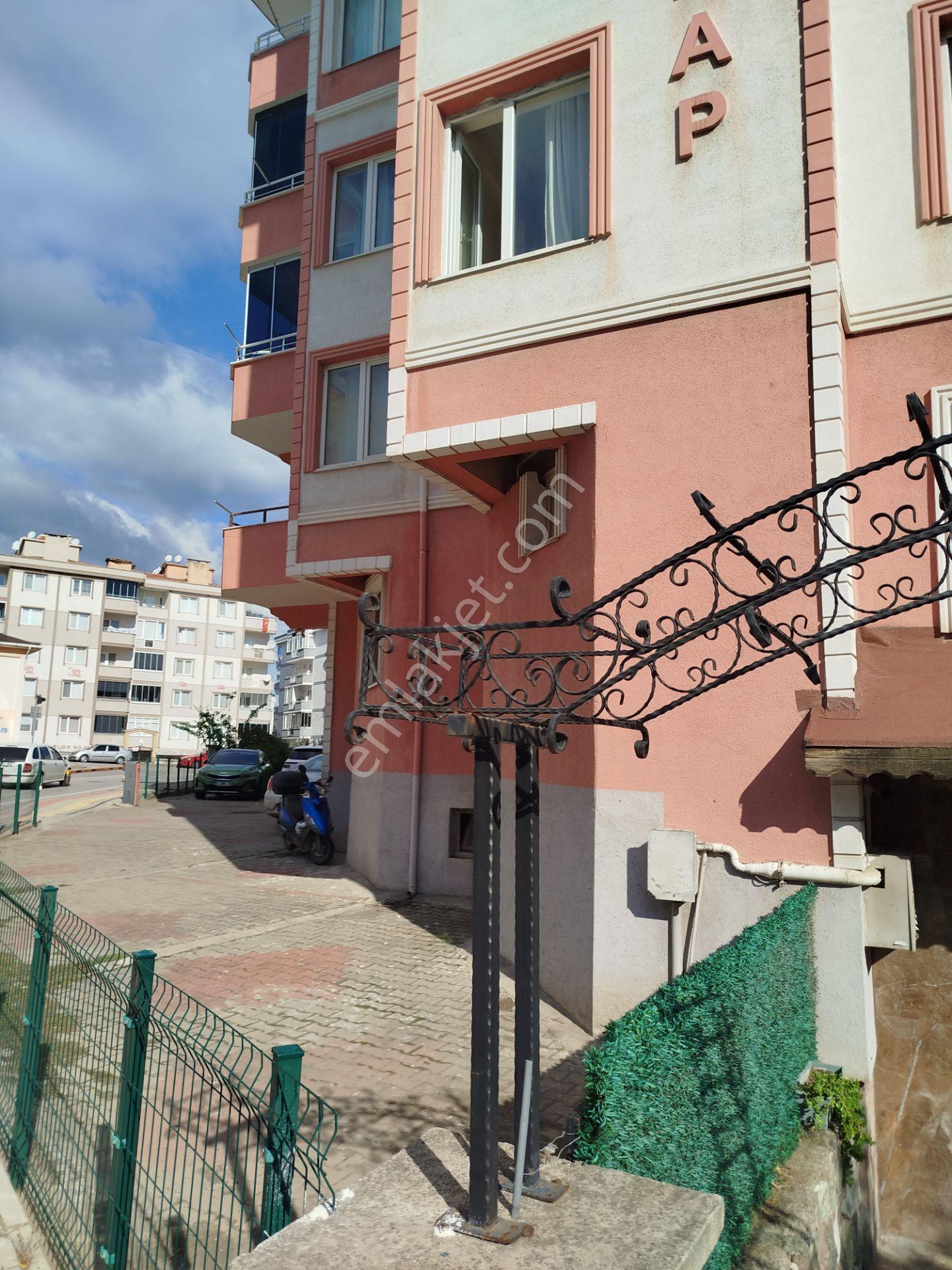 Mudanya Şükrü Çavuş Mah. Satılık Daire — fotoğraf 17