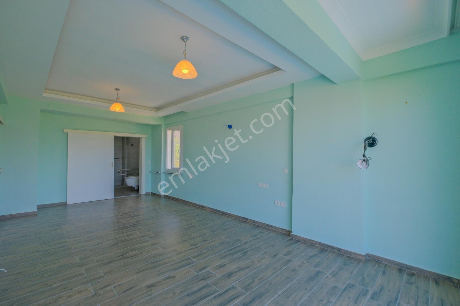 Fethiye Çalıca'da Asansörlü Havuzlu Müstakil Villa — fotoğraf 20