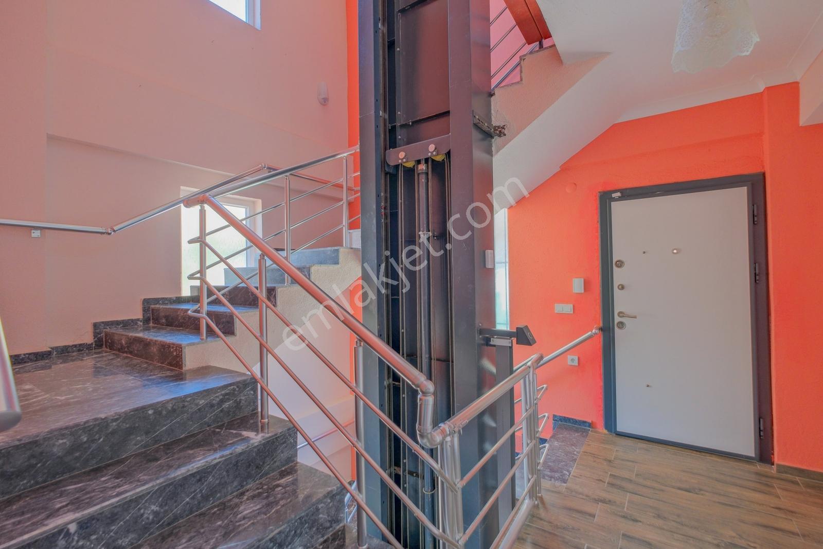 Fethiye Çalıca'da Asansörlü Havuzlu Müstakil Villa — fotoğraf 21