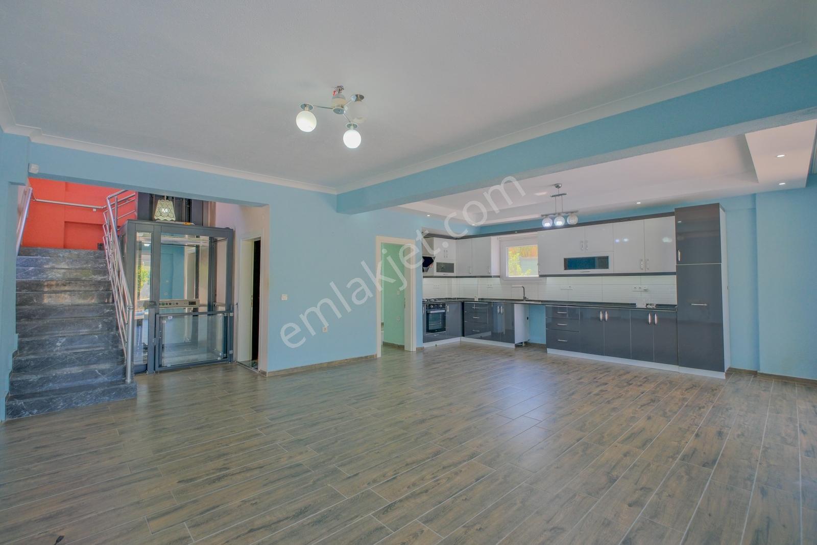 Fethiye Çalıca'da Asansörlü Havuzlu Müstakil Villa — fotoğraf 29