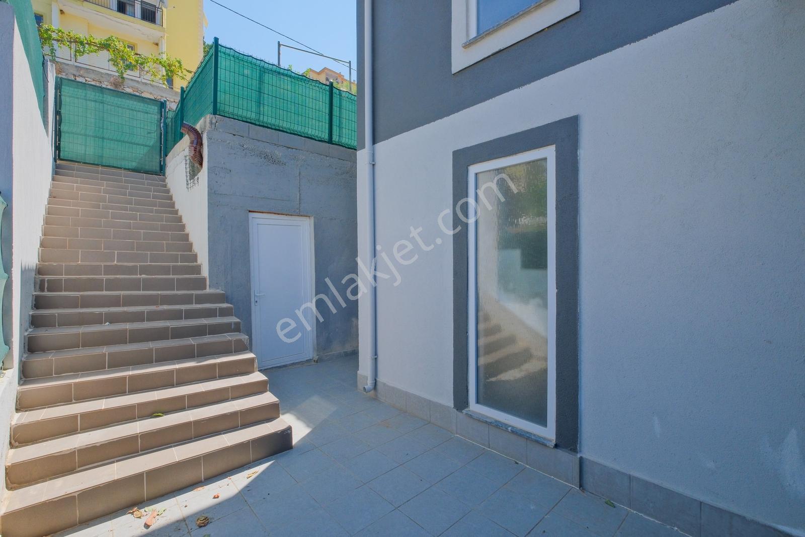 Fethiye Çalıca'da Asansörlü Havuzlu Müstakil Villa — fotoğraf 33