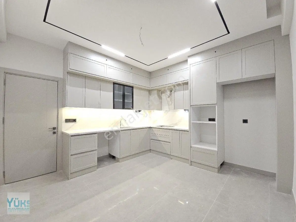 Denizli Şemikler De Satılık 3+1 170 M2 Panjurlu Ebeveyn Banyolu Ultra Lüks Daire...