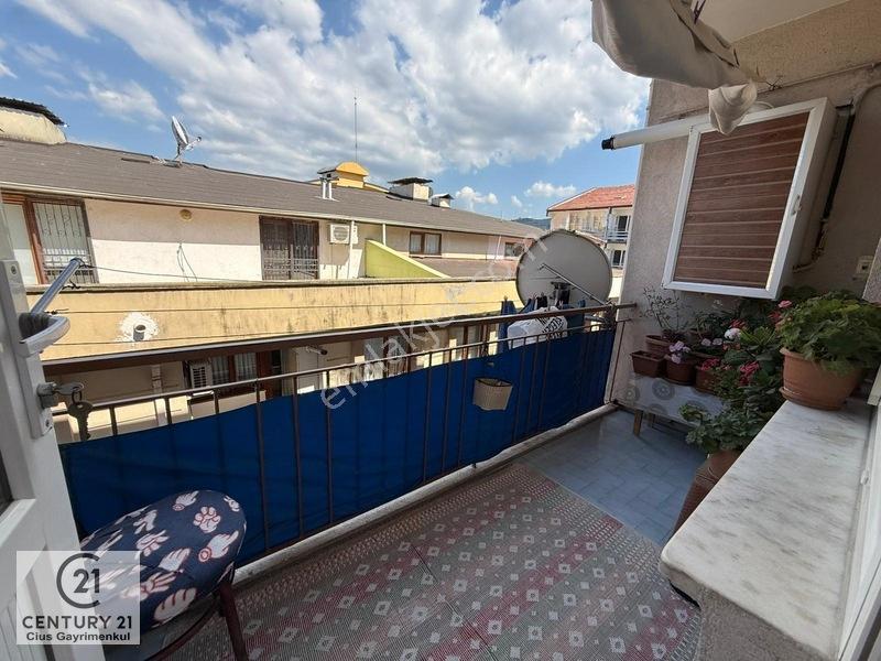 C21 Cius; Gemlik Merkezin Kalbinde Satılık 3+1 Ara Kat Daire — fotoğraf 8