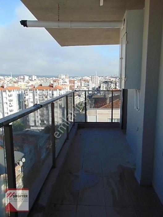 Buca Yıldız'da Site İçinde, Ayrı Mutfaklı, 2+1 Satılık Daire — fotoğraf 9