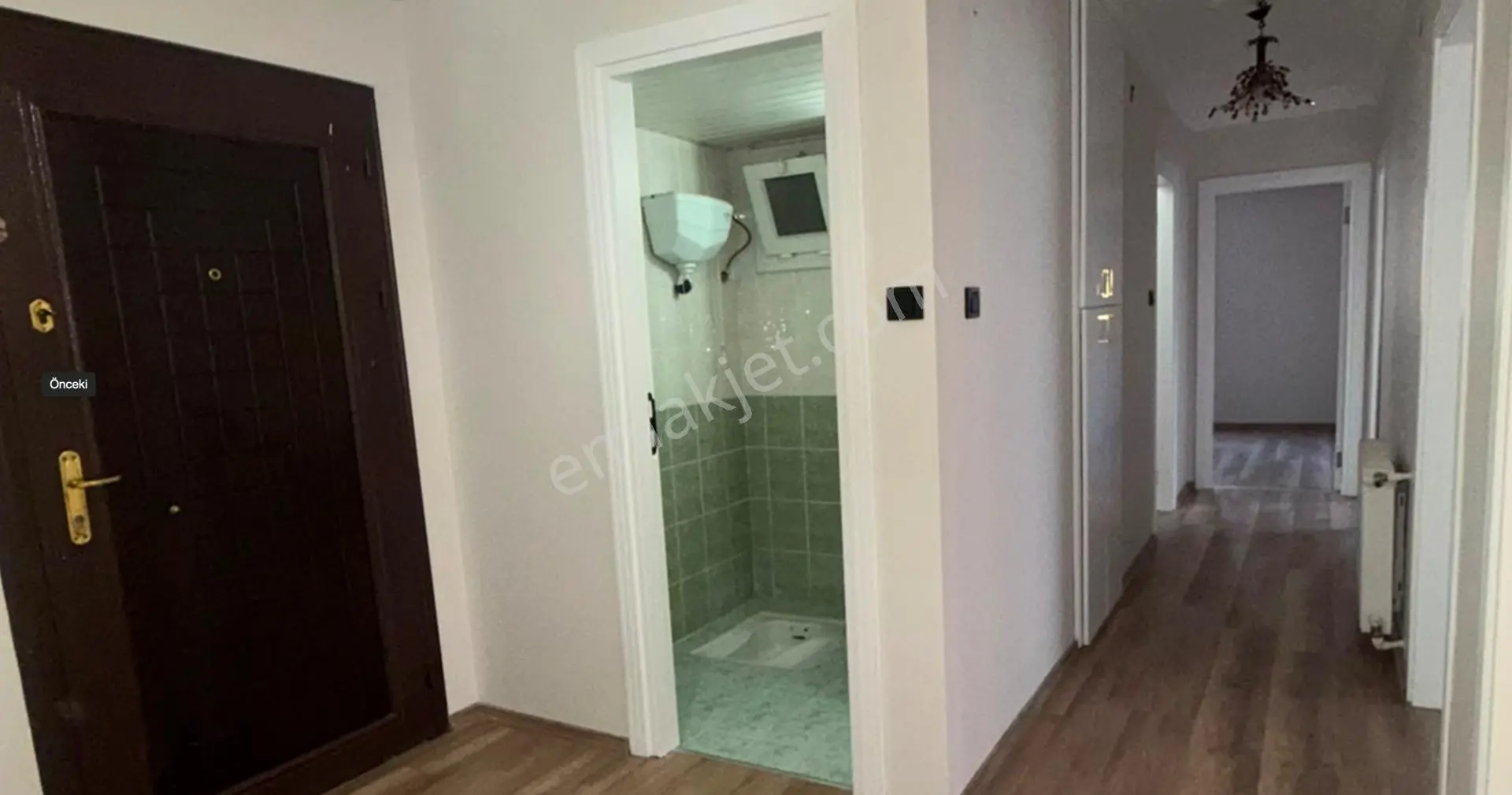 3+1 Yurt Kurttepe Cadde Üzeri Kap.mutfak 170m2 Geniş Hasarsız İskanlı 8-4 Katı Kgb Cephe Dgaz. — fotoğraf 14