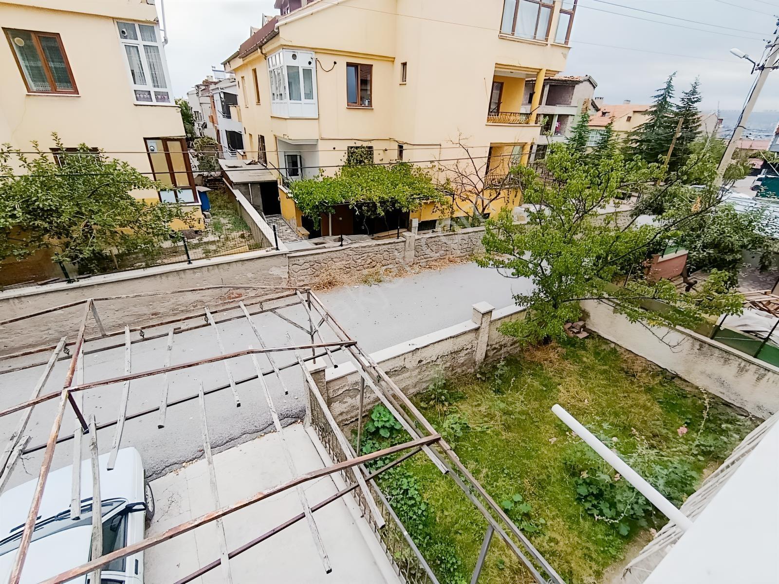 Melikgazi Osmanlı Mahallesinde Köşe Başı Satılık Bina — fotoğraf 34