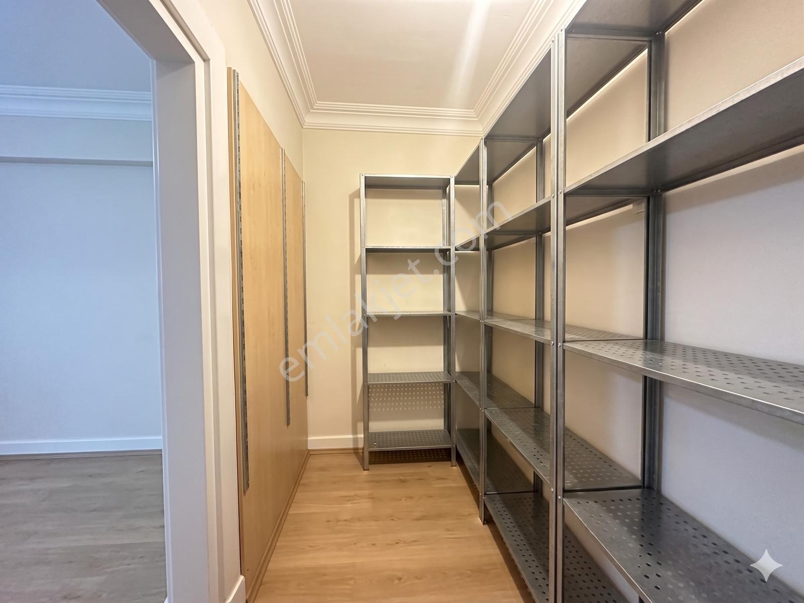 Franko Vadi Evlerinde Havuzlu Site İçinde 4,5+2 Dubleks Daire — fotoğraf 2