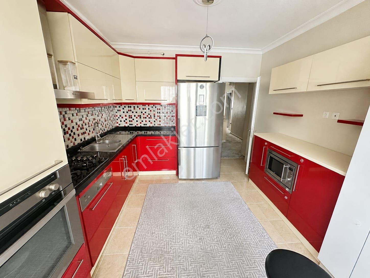 Franko Vadi Evlerinde Havuzlu Site İçinde 4,5+2 Dubleks Daire — fotoğraf 24