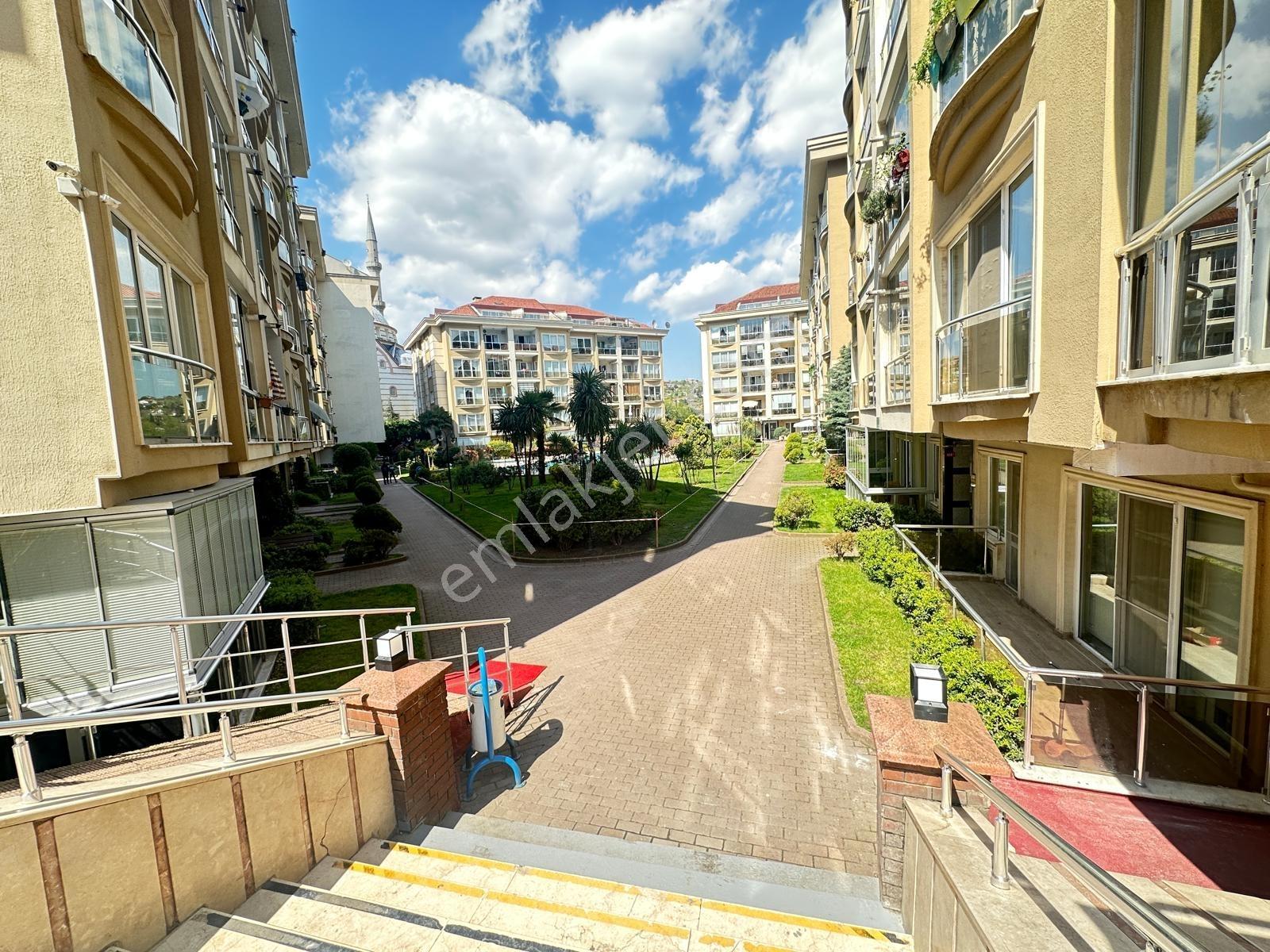Franko Vadi Evlerinde Havuzlu Site İçinde 4,5+2 Dubleks Daire — fotoğraf 32