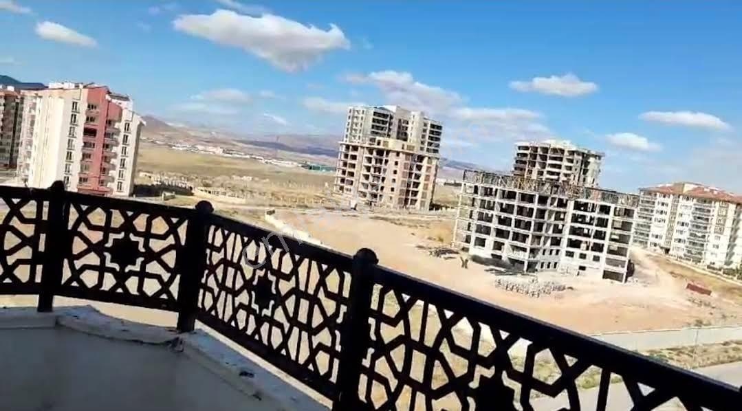 Botanik Sitesi, İskanlı 3+1 Sıfır, Geniş, Yüksek Prestijli Daire — fotoğraf 14