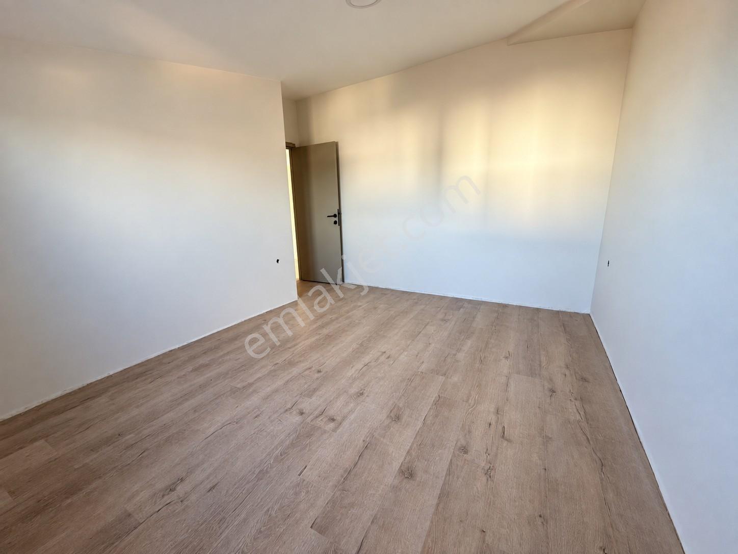 Satılık 4+2 Geniş Ve Sıfır Dublex Daire - Akşemsettin Mahallesi — fotoğraf 25