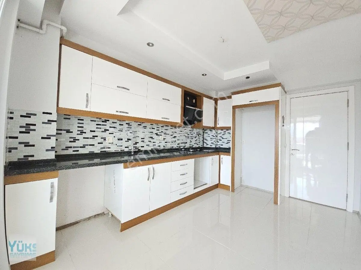 Denizli M.akif Ersoy Da Cadde Üzeri Site İçi 3+1 Mükemmel Konumda Lüks Daire — fotoğraf 3