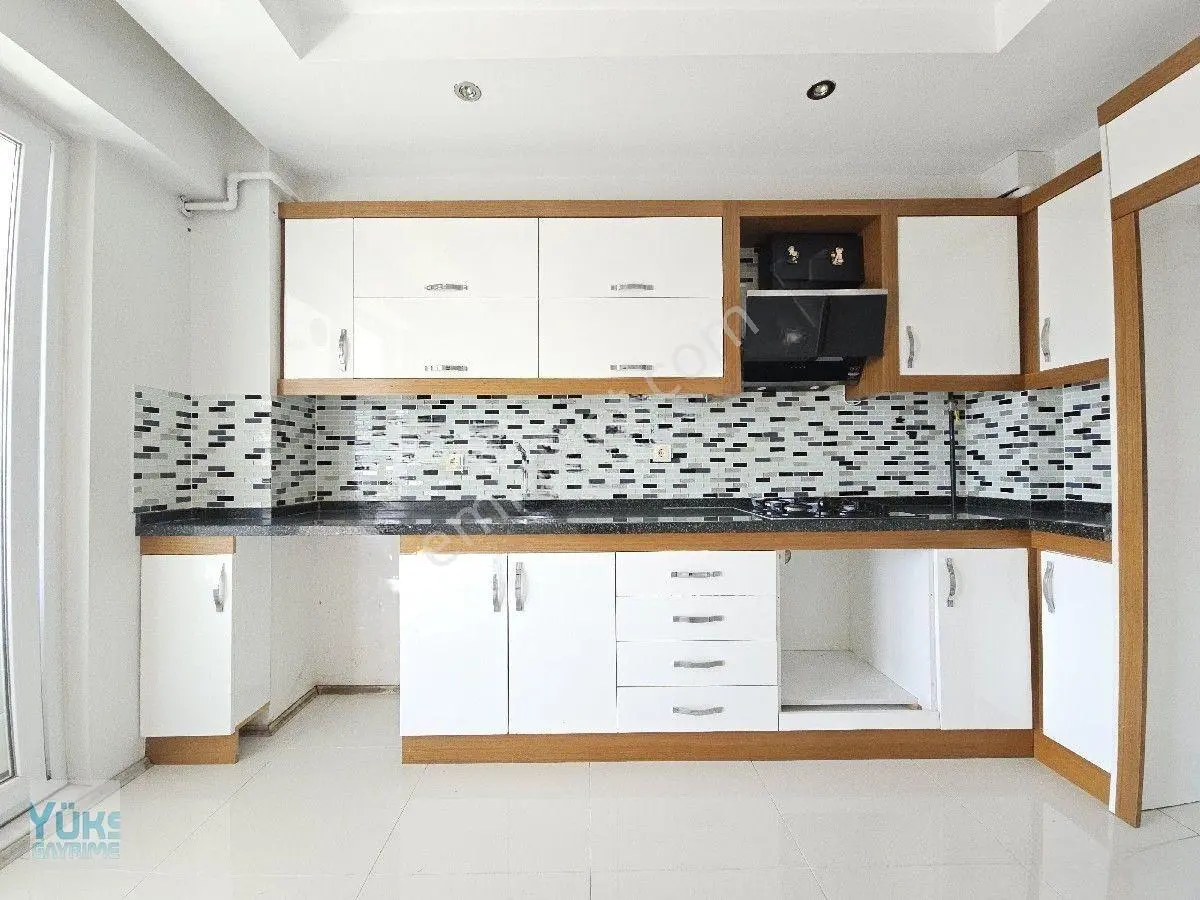 Denizli M.akif Ersoy Da Cadde Üzeri Site İçi 3+1 Mükemmel Konumda Lüks Daire — fotoğraf 6