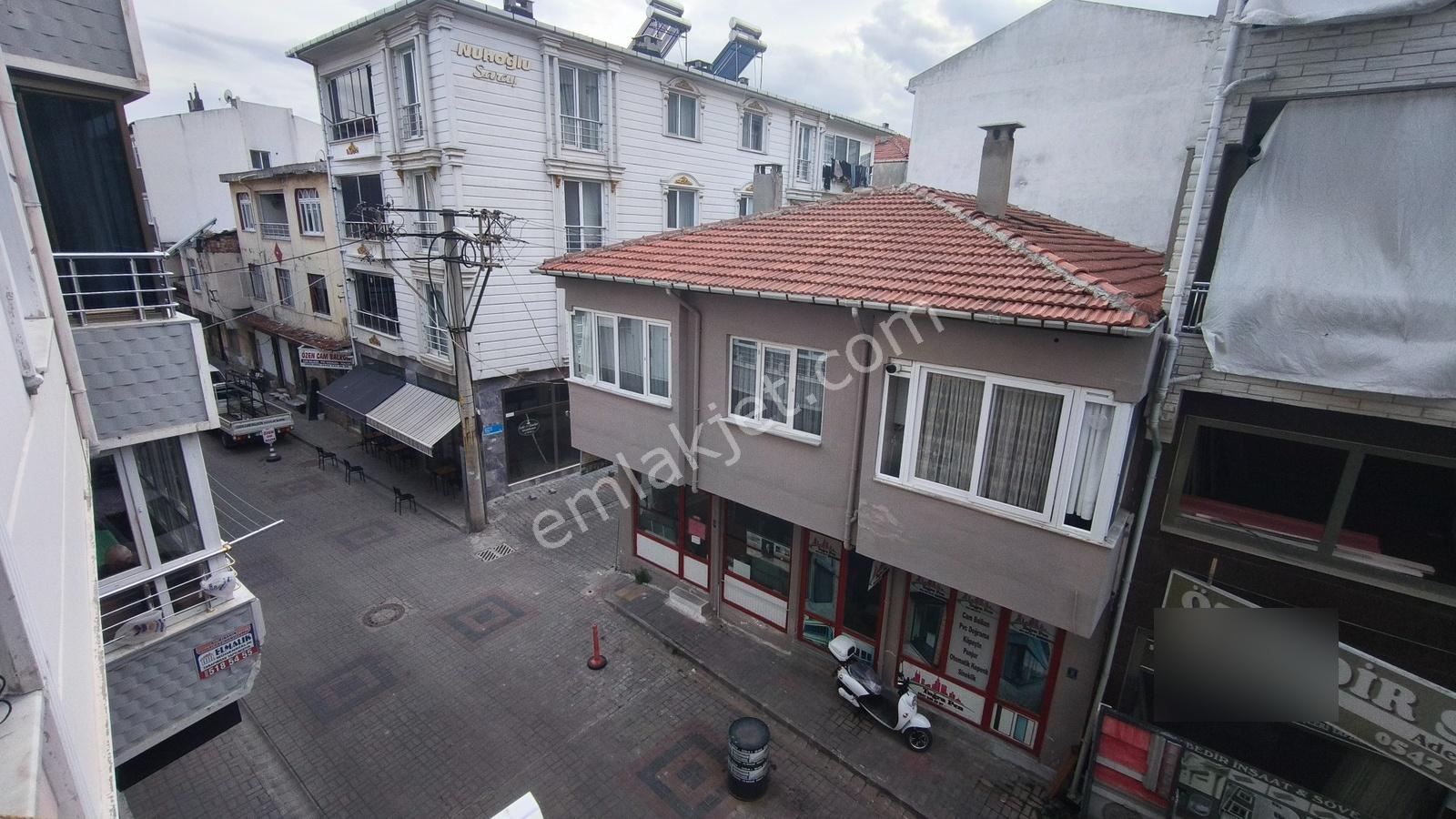 Kaya Emlak-istiklal Mah.de Geniş Teraslı 2+1 Satılık Daire — fotoğraf 12