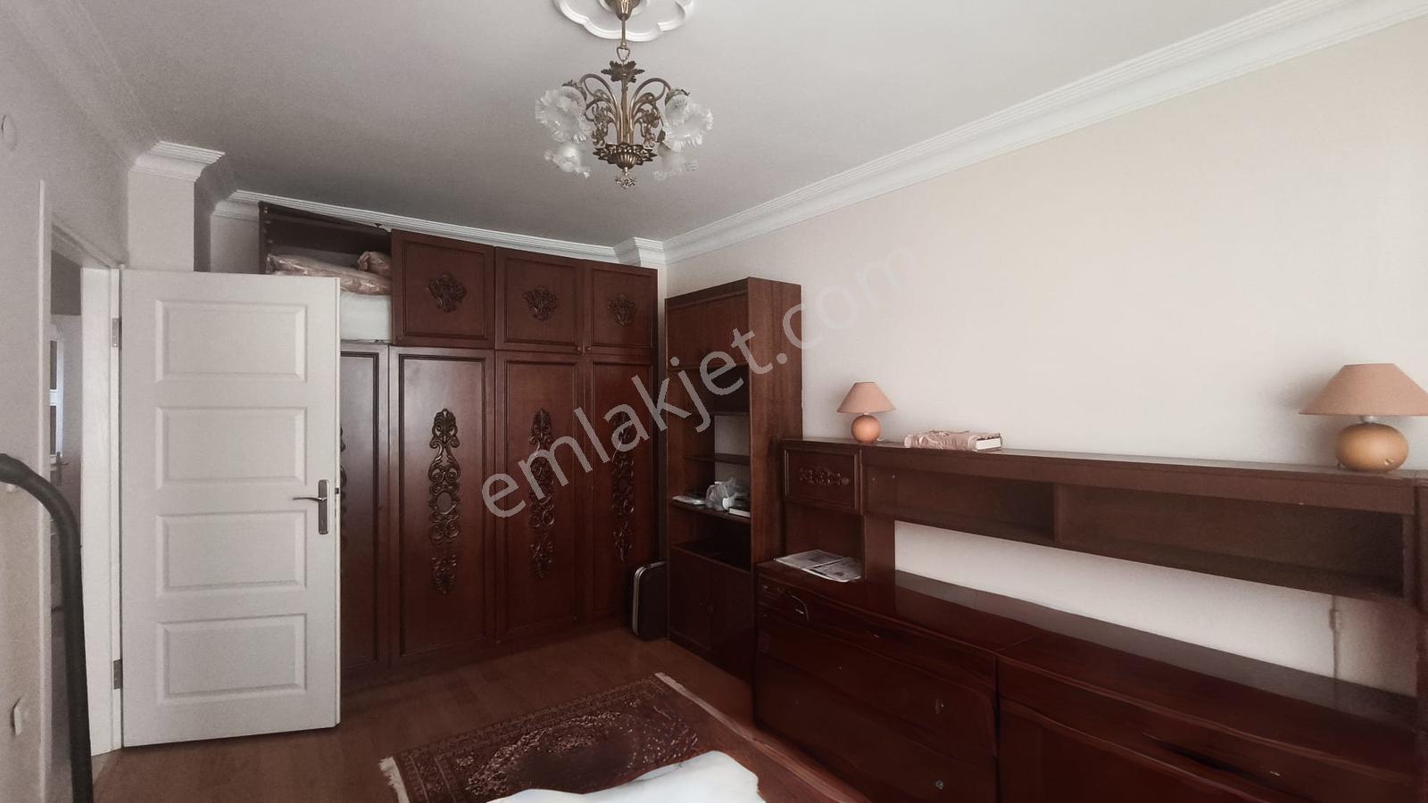 Kaya Emlak-istiklal Mah.de Geniş Teraslı 2+1 Satılık Daire — fotoğraf 18