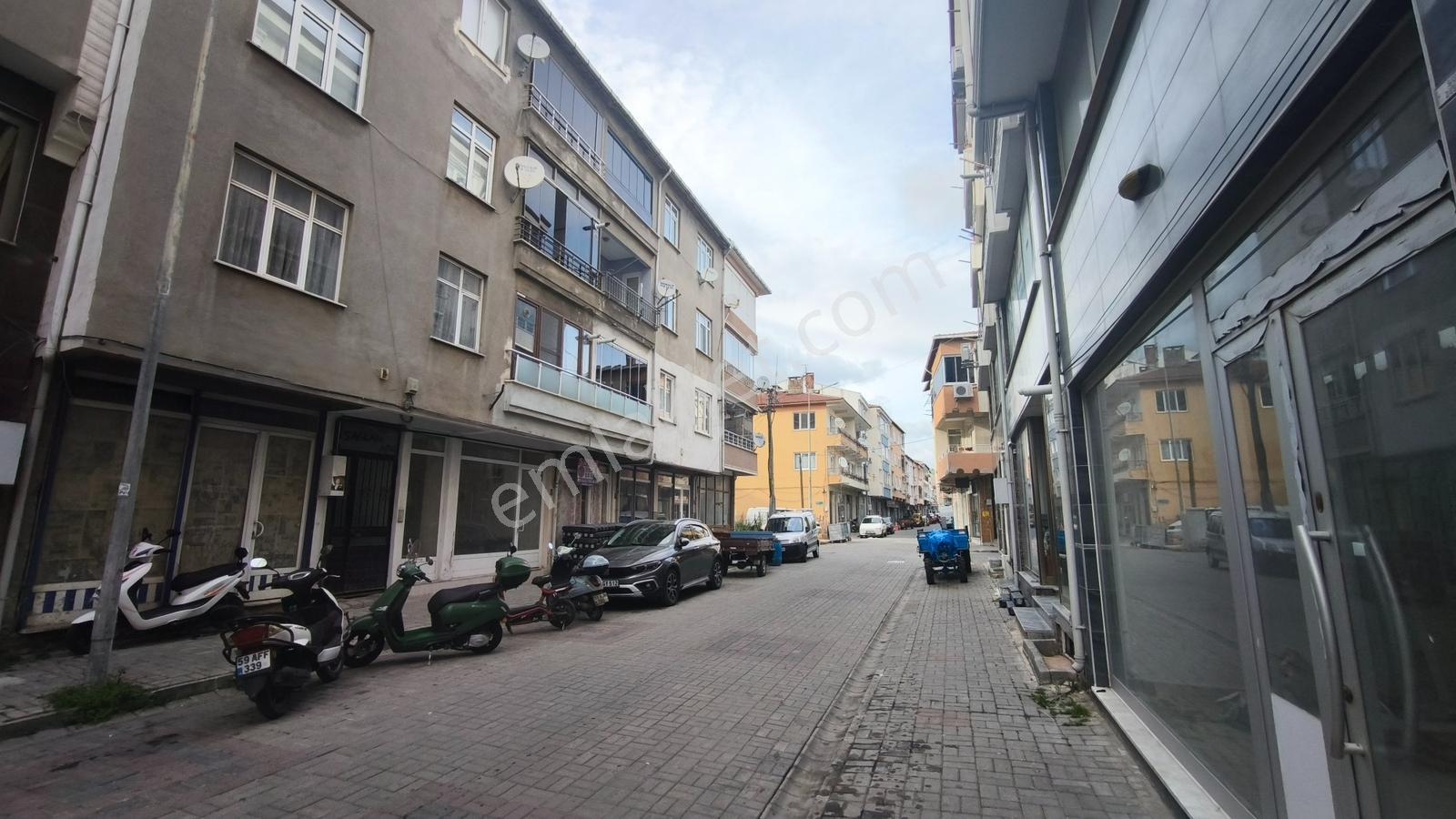 Kaya Emlak-istiklal Mah.de Geniş Teraslı 2+1 Satılık Daire — fotoğraf 25