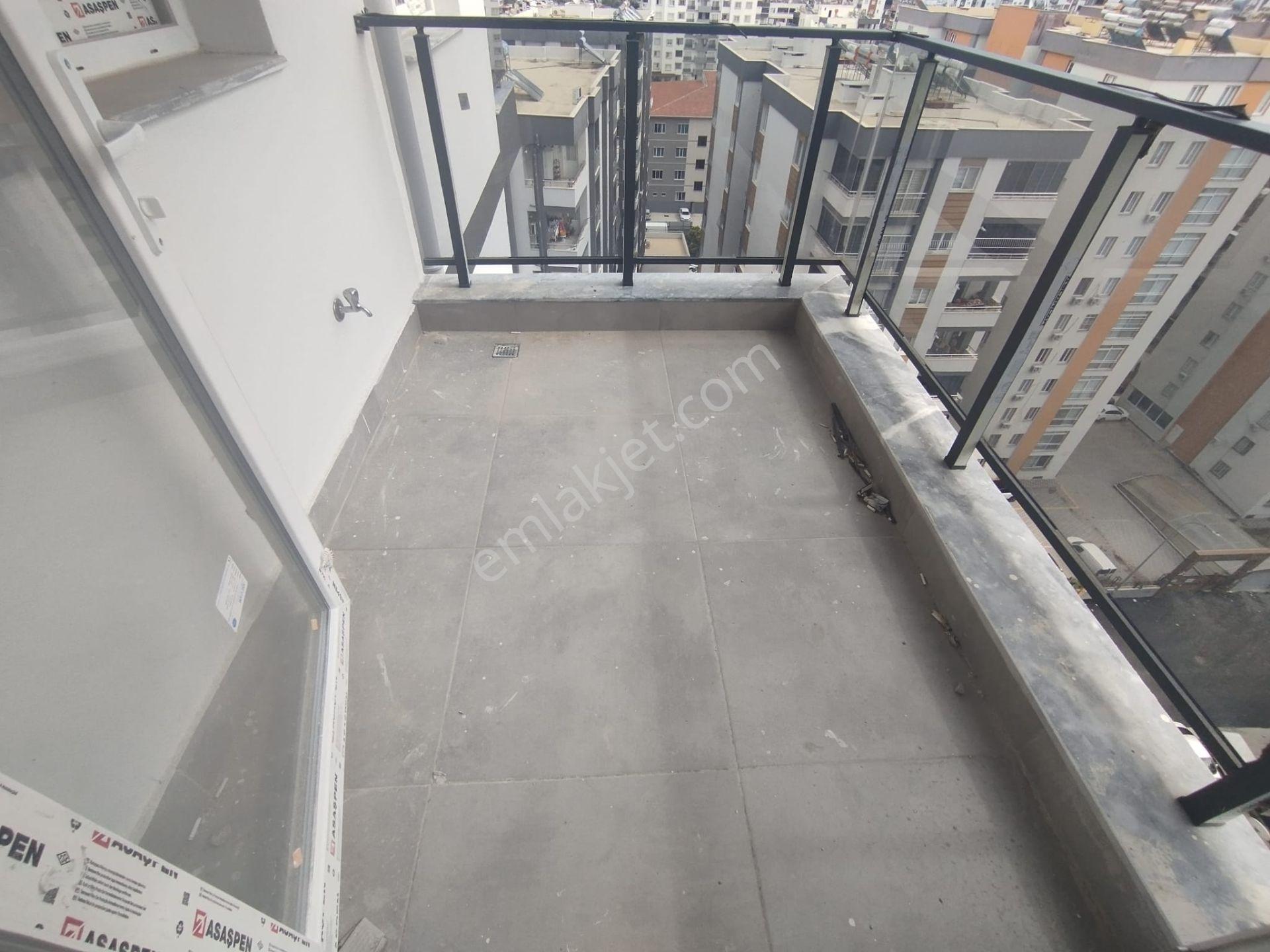 Kıyıboyu Caddesi Üzerinde Sitede 2+1 Çift Banyolu Doğalgazlı Sıfır Lüks Daire — fotoğraf 9