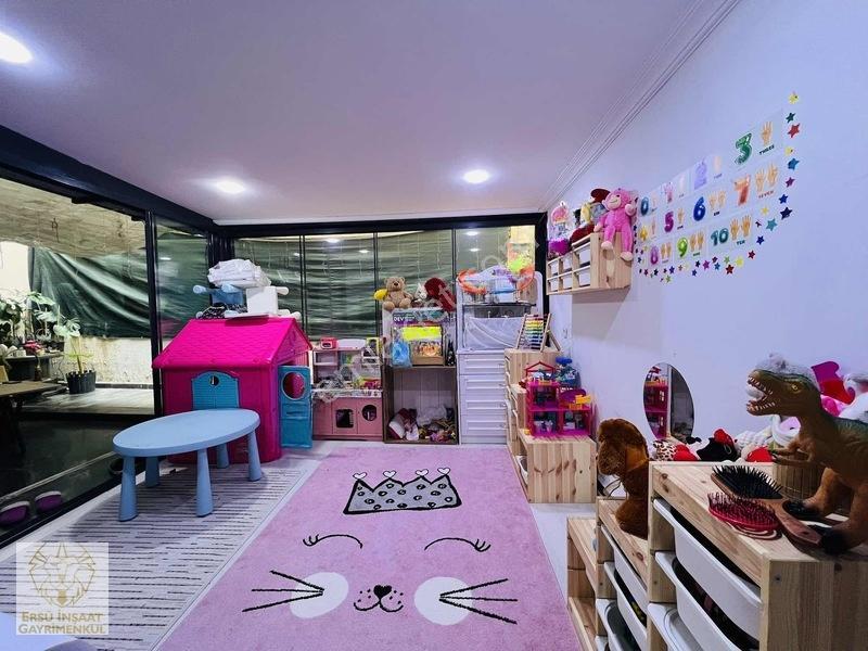 Ersü'den Merkezi Konumda 3+1 Kış Bahçeli Doğalgazlı Daire — fotoğraf 21