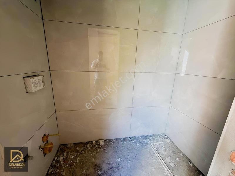 Demirkol İnşaat Yenibosnada 2+1 110 M2 Otoparklı Satılık Daire — fotoğraf 8