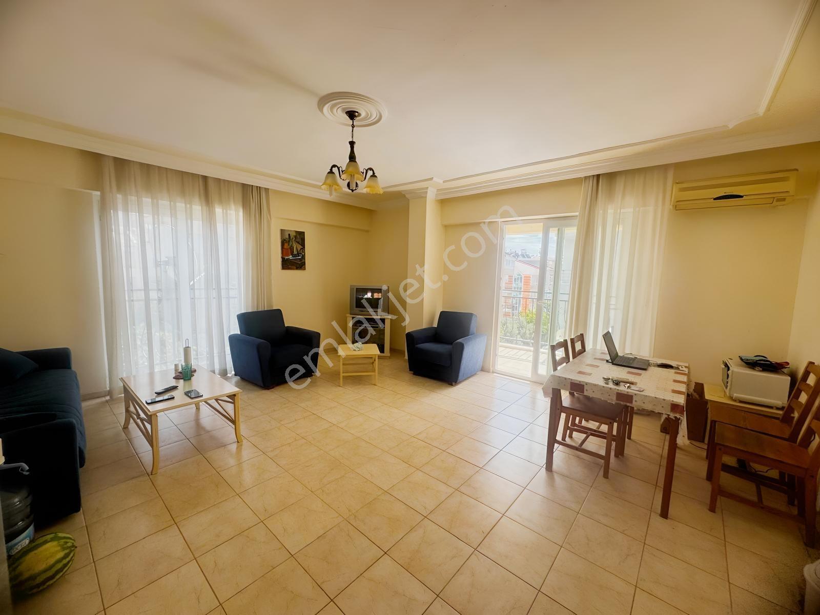 Didim Satılık 2+1 Eşyalı Doğu Güney Cepheli Merkezde Daire — fotoğraf 6