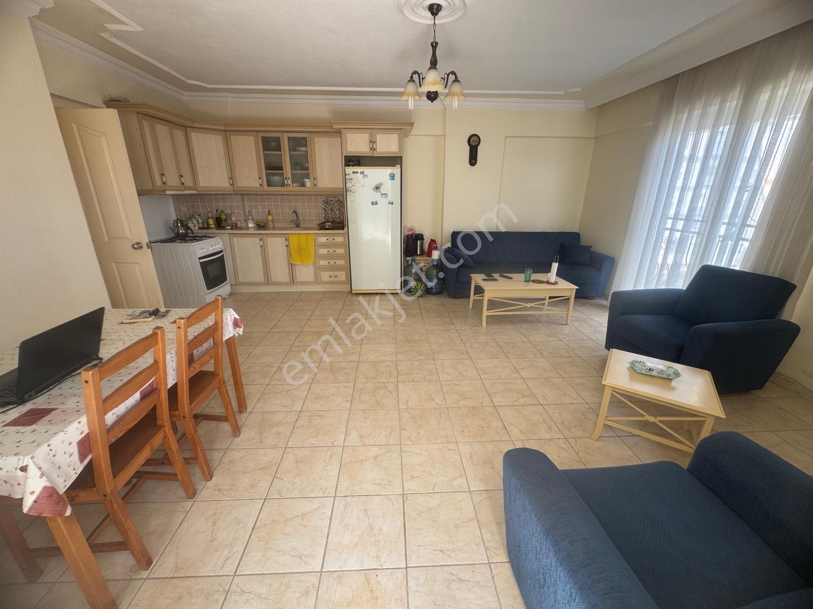 Didim Satılık 2+1 Eşyalı Doğu Güney Cepheli Merkezde Daire — fotoğraf 7