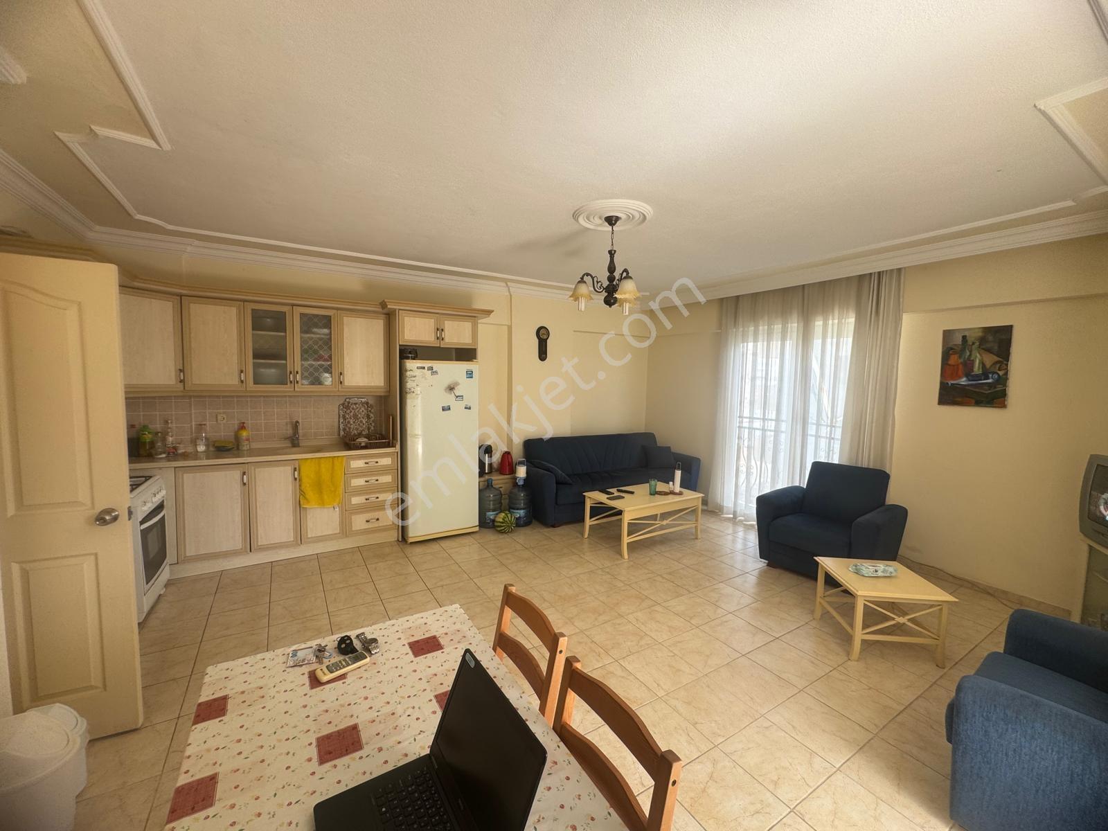 Didim Satılık 2+1 Eşyalı Doğu Güney Cepheli Merkezde Daire — fotoğraf 8