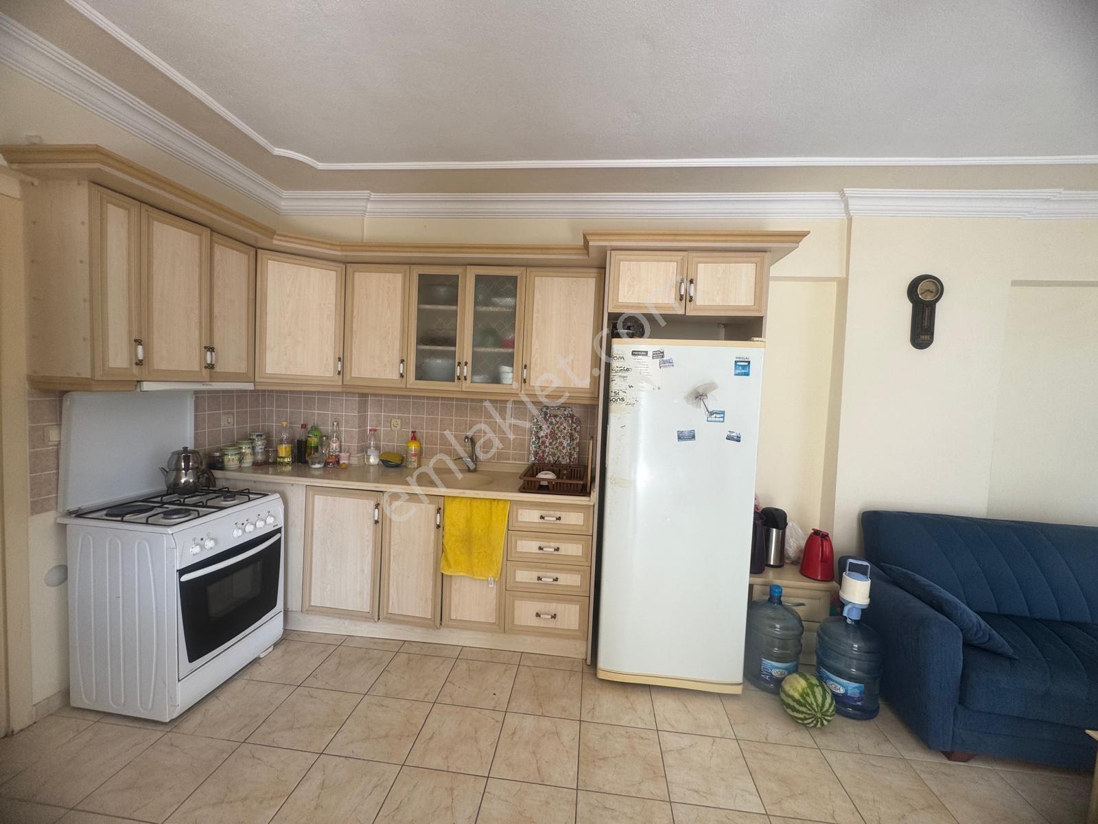 Didim Satılık 2+1 Eşyalı Doğu Güney Cepheli Merkezde Daire — fotoğraf 12