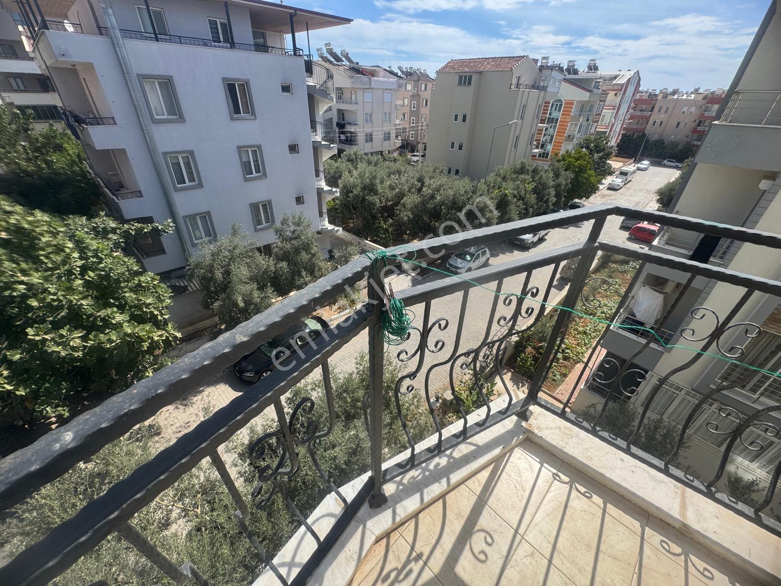 Didim Satılık 2+1 Eşyalı Doğu Güney Cepheli Merkezde Daire — fotoğraf 17