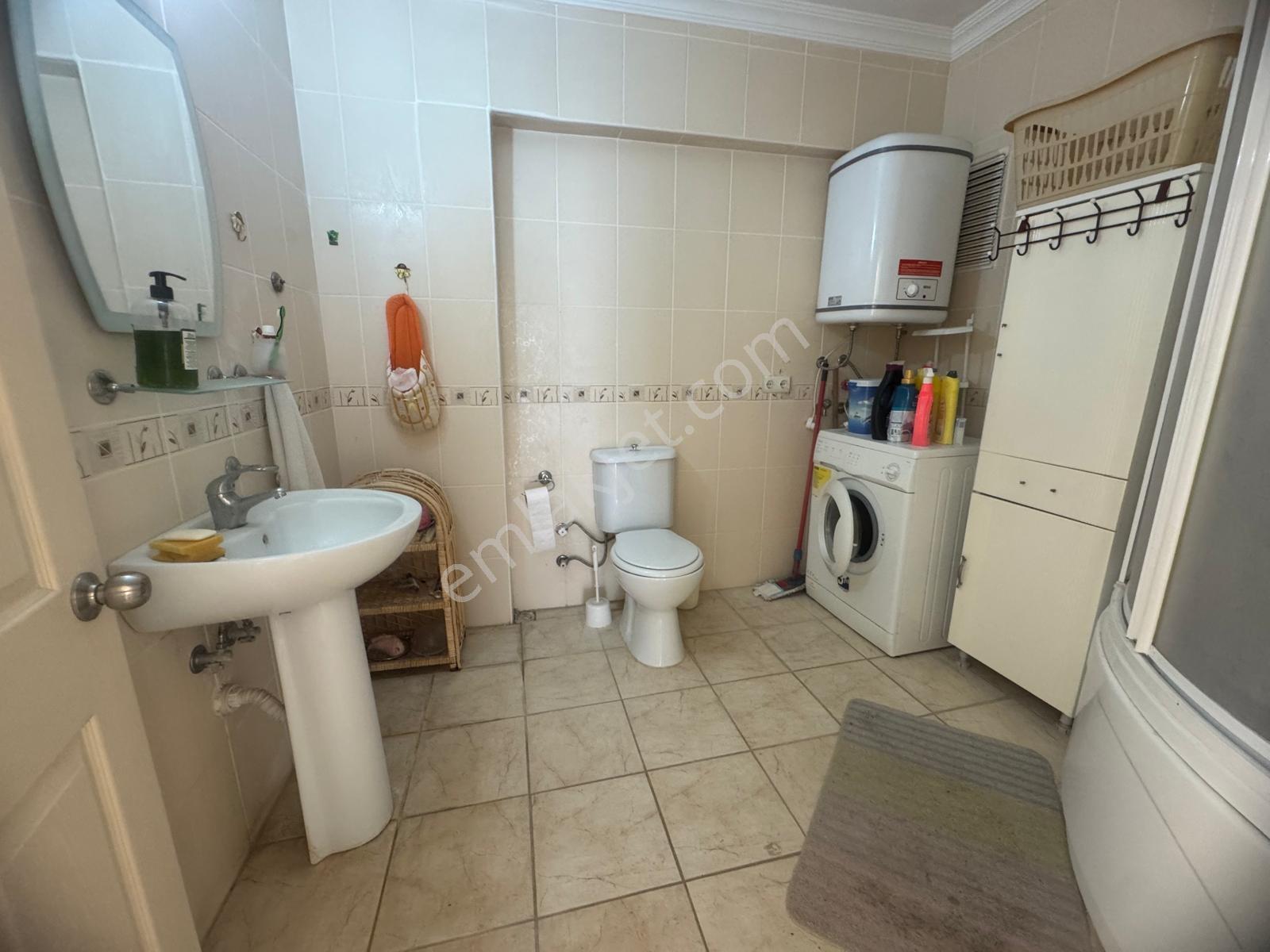 Didim Satılık 2+1 Eşyalı Doğu Güney Cepheli Merkezde Daire — fotoğraf 24