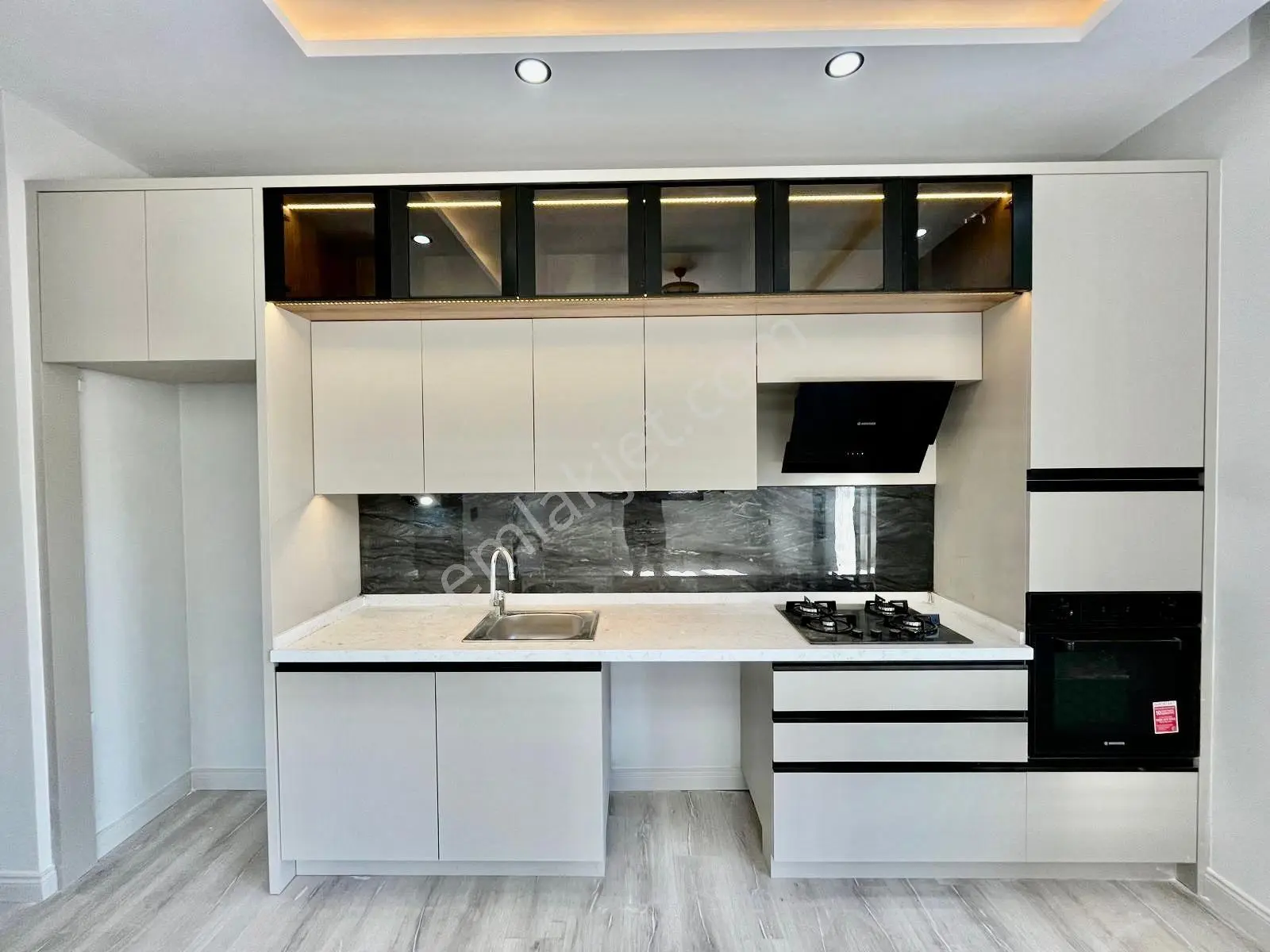 ⫸best Emlaktan⫷güre'de Eşsiz Projede Doğa İçinde Yaşam Ön Cephe 2+1 Sıfır Lüx Tasarım Daire — fotoğraf 2