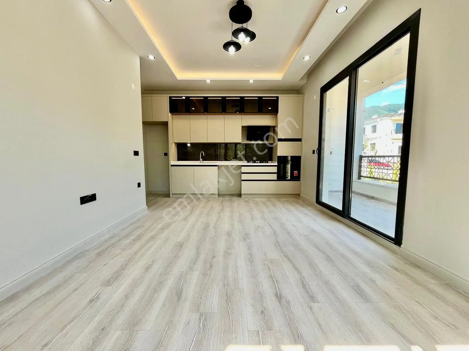 ⫸best Emlaktan⫷güre'de Eşsiz Projede Doğa İçinde Yaşam Ön Cephe 2+1 Sıfır Lüx Tasarım Daire — fotoğraf 3