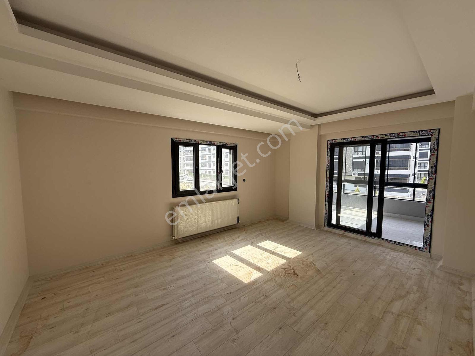 Uygan'dan Muratbey Mah. 110m² 2+1 Havuzlu Site Lüx Arakat — fotoğraf 7