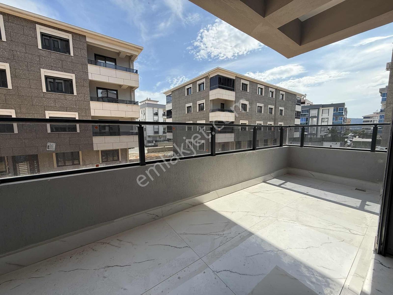 Uygan'dan Muratbey Mah. 110m² 2+1 Havuzlu Site Lüx Arakat — fotoğraf 13