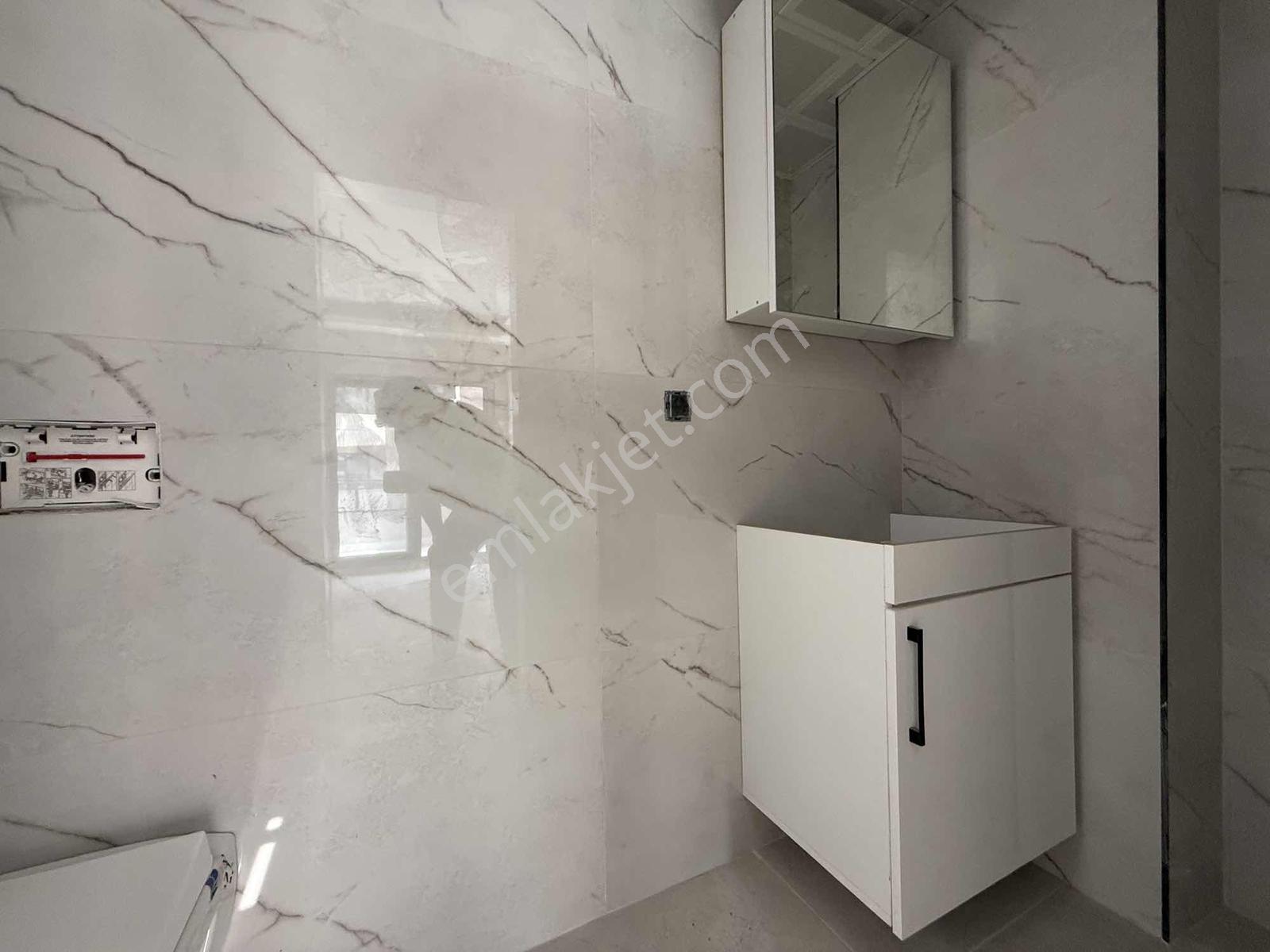 Uygan'dan Muratbey Mah. 110m² 2+1 Havuzlu Site Lüx Arakat — fotoğraf 15