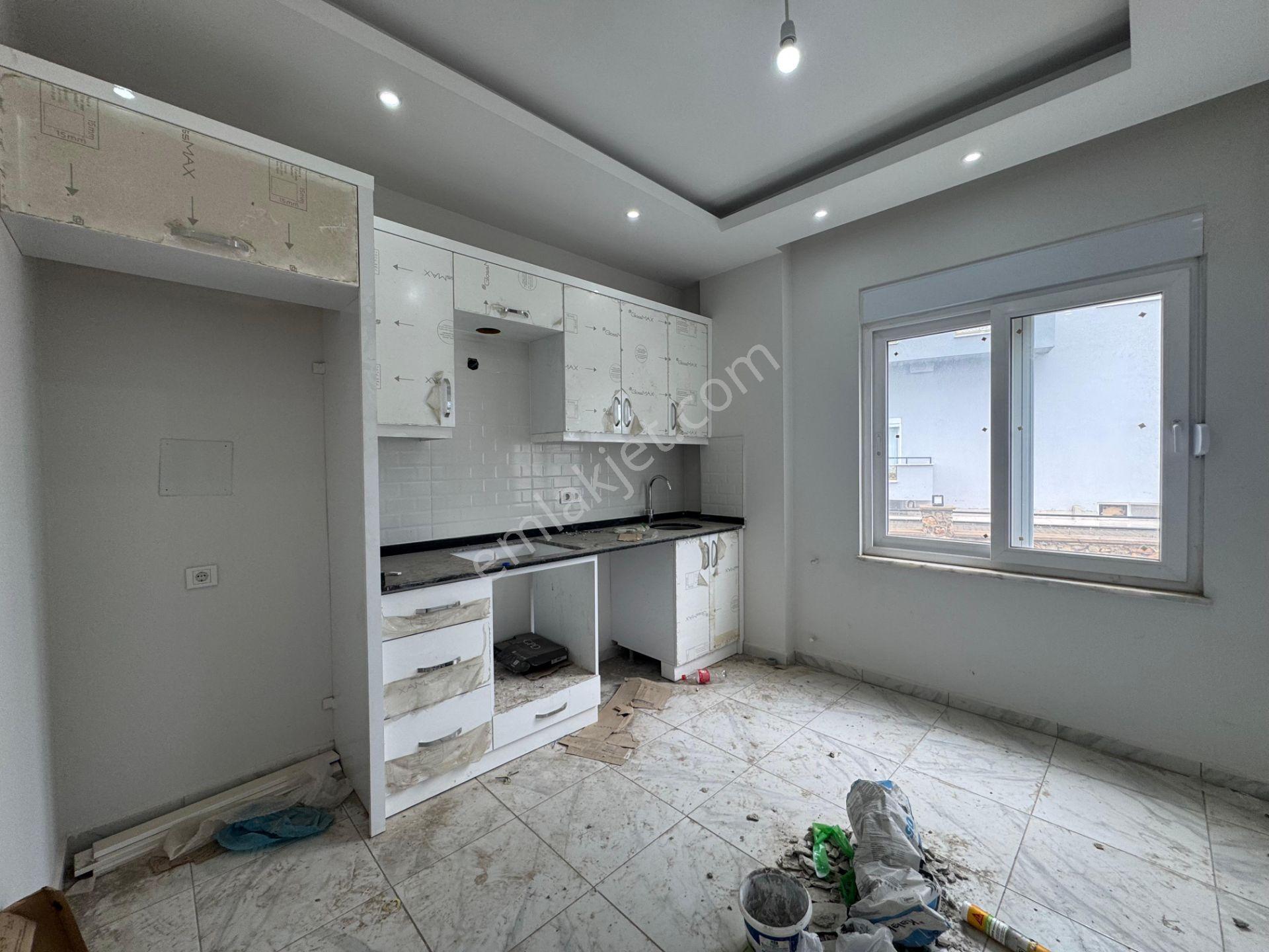 Alanya Oba'da Satılık Sıfır 1+1 Ayrı Mutfak Daire — fotoğraf 4