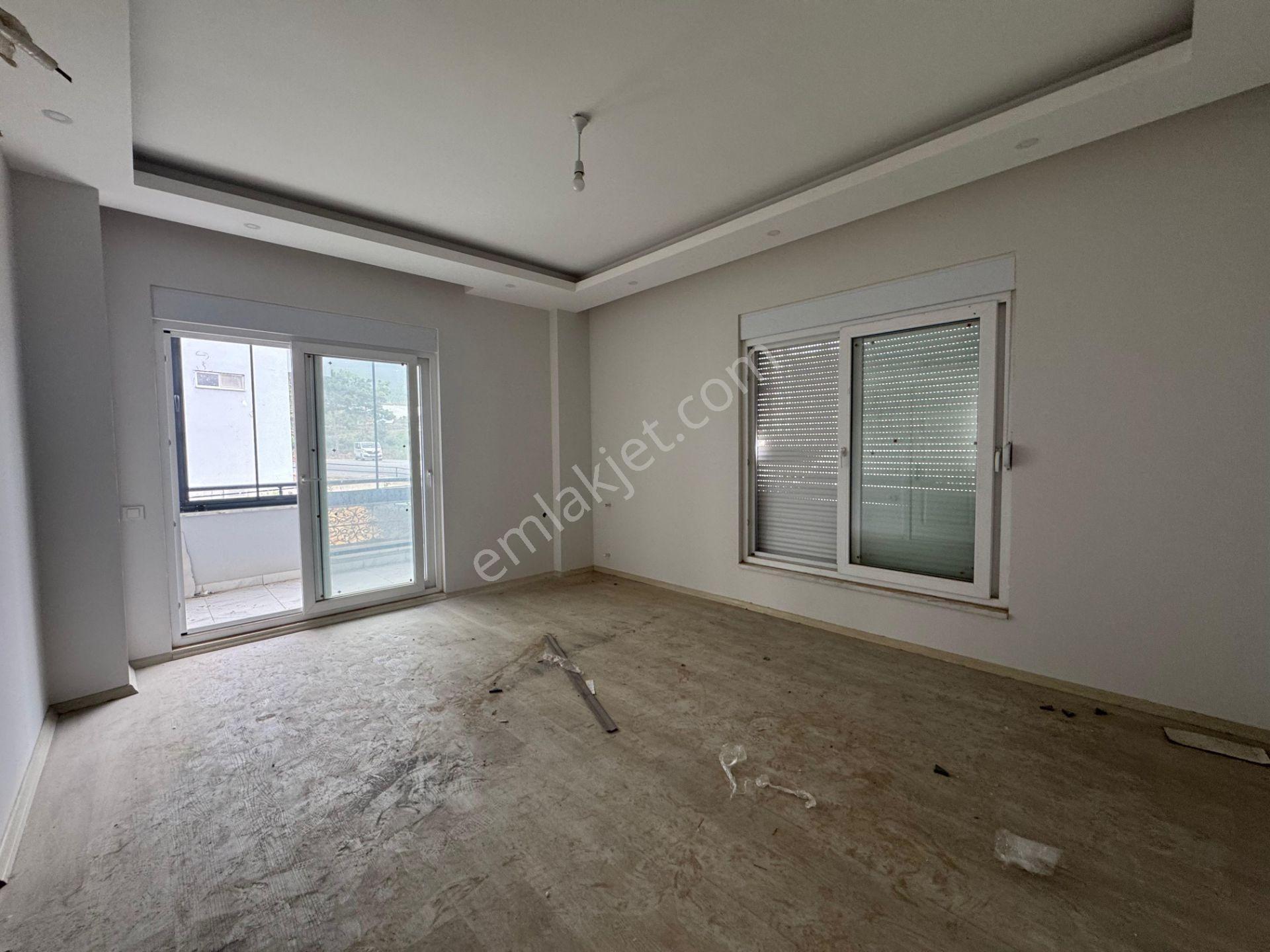 Alanya Oba'da Satılık Sıfır 1+1 Ayrı Mutfak Daire — fotoğraf 6