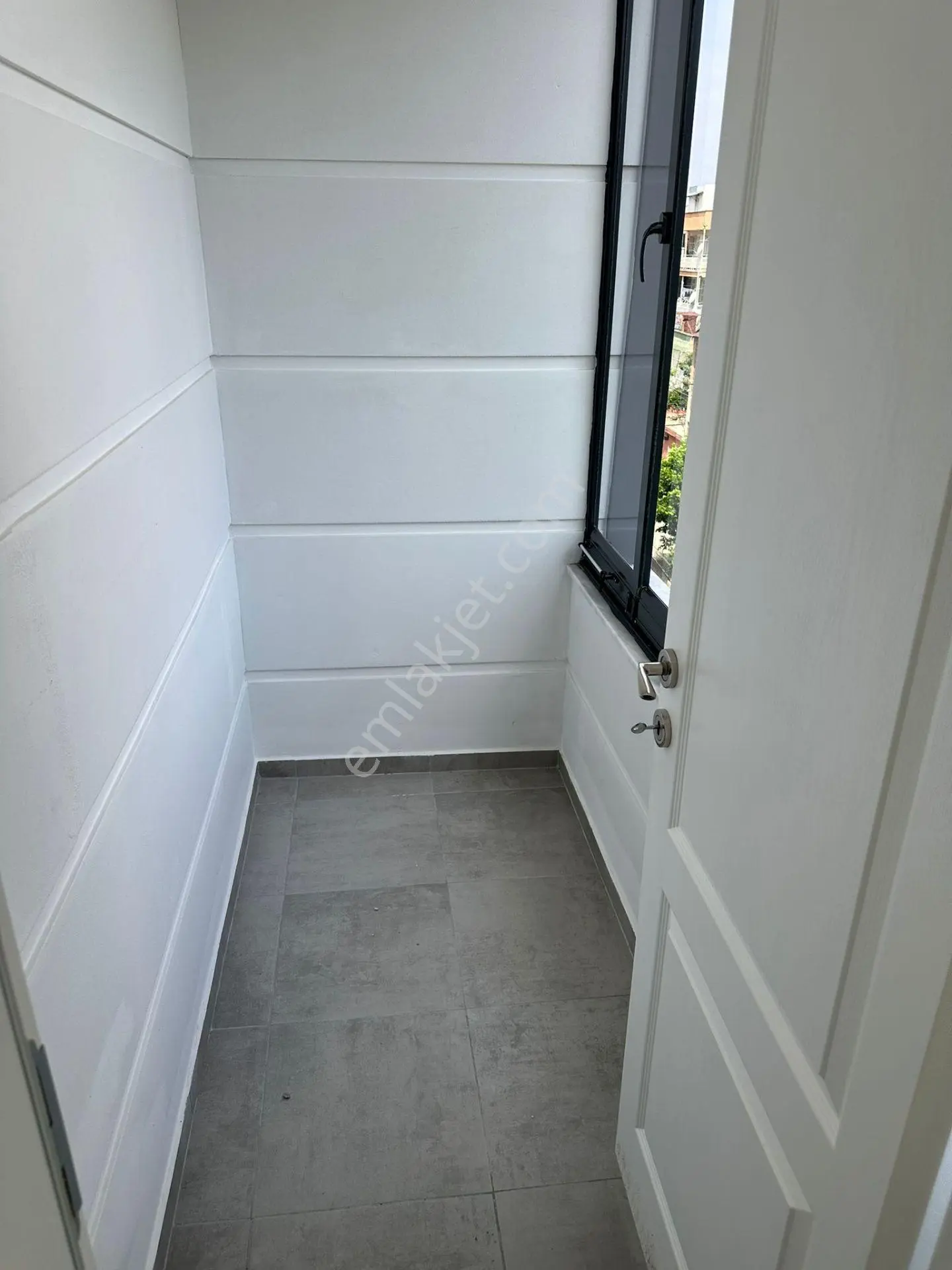 Yeşilyurt İboosman Komple Bina * 29adet 1+1 *5katlı*sıfır Eşyalı *balkonlu *40milyon Barajyolu Civ. — fotoğraf 10