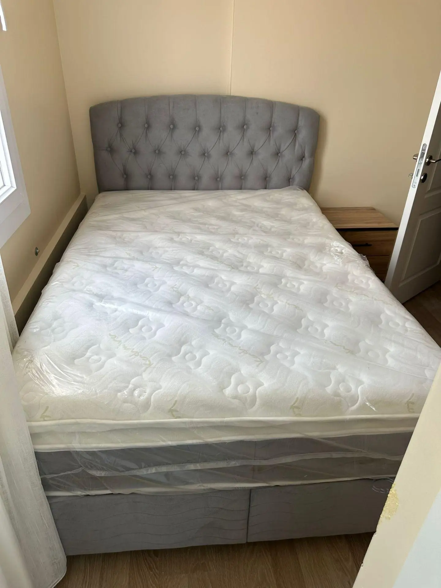 Yeşilyurt İboosman Komple Bina * 29adet 1+1 *5katlı*sıfır Eşyalı *balkonlu *40milyon Barajyolu Civ. — fotoğraf 12