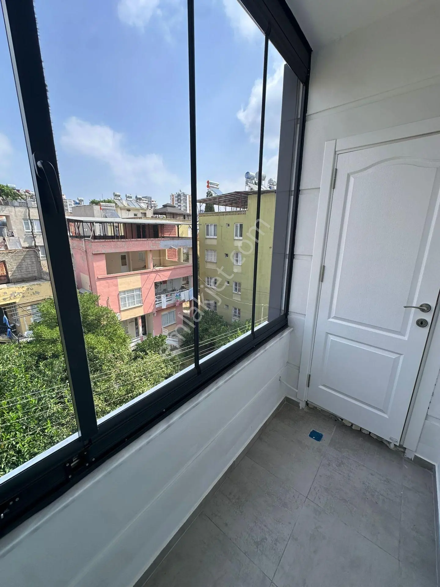 Yeşilyurt İboosman Komple Bina * 29adet 1+1 *5katlı*sıfır Eşyalı *balkonlu *40milyon Barajyolu Civ. — fotoğraf 17